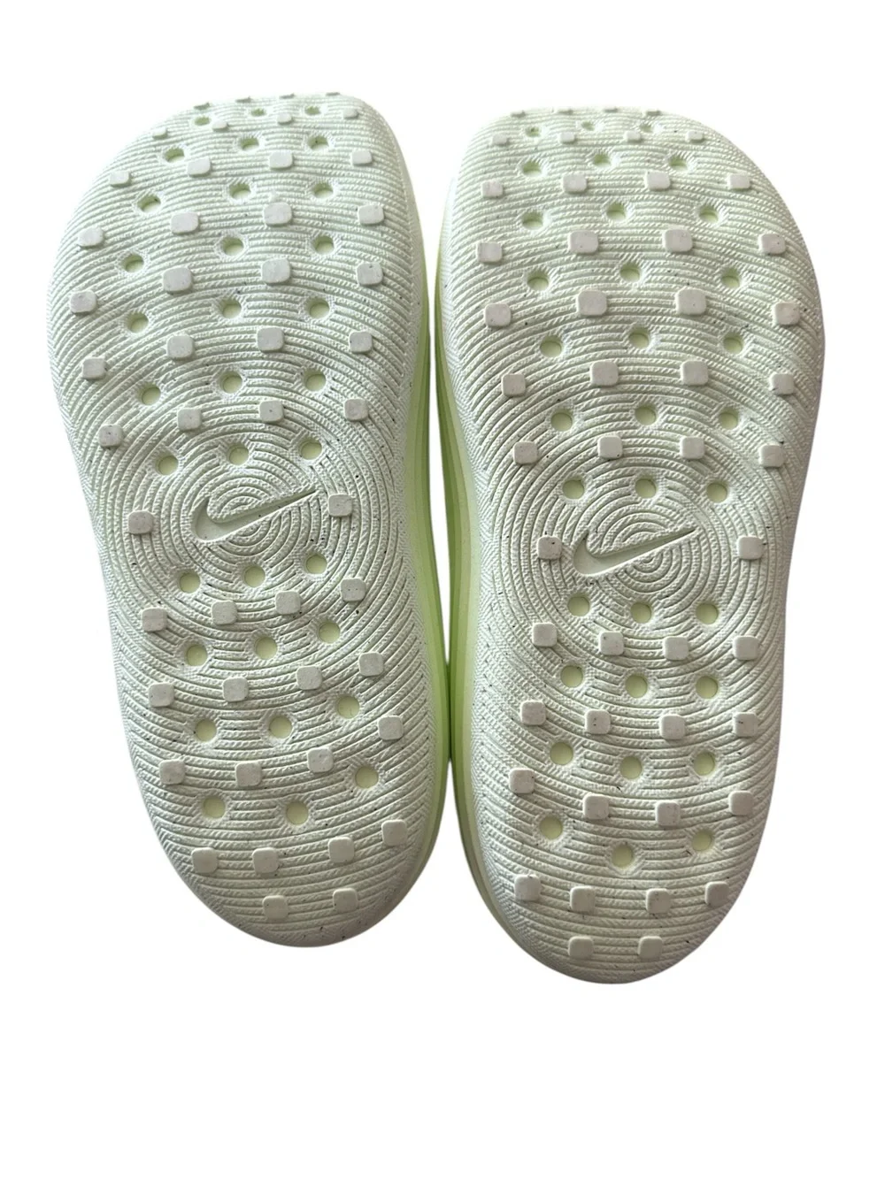Nike ReactX Rejuven8 Slides -💚